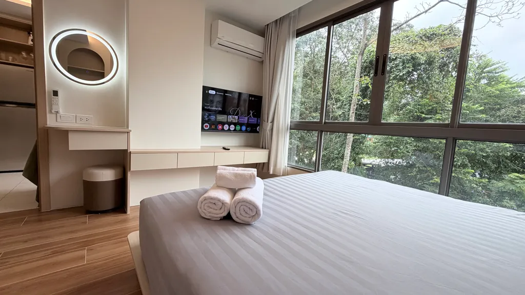 Супер однушка у моря с бассейном и спортзалом, тихое милое место