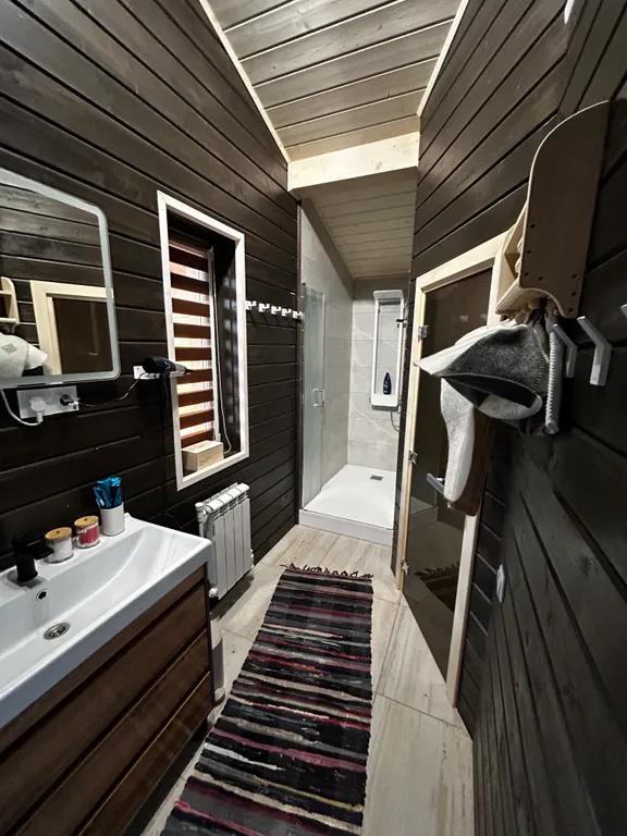 Дом с чаном и баней возле горнолыжки Сорочаны