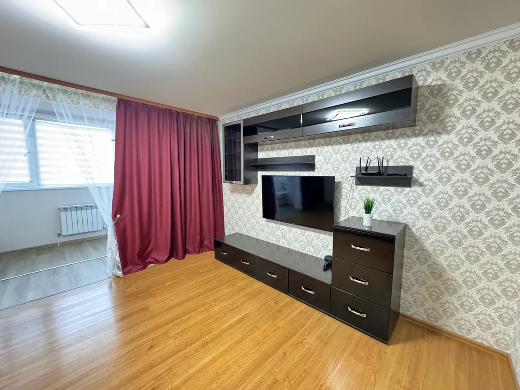 Большая 2-комнатная