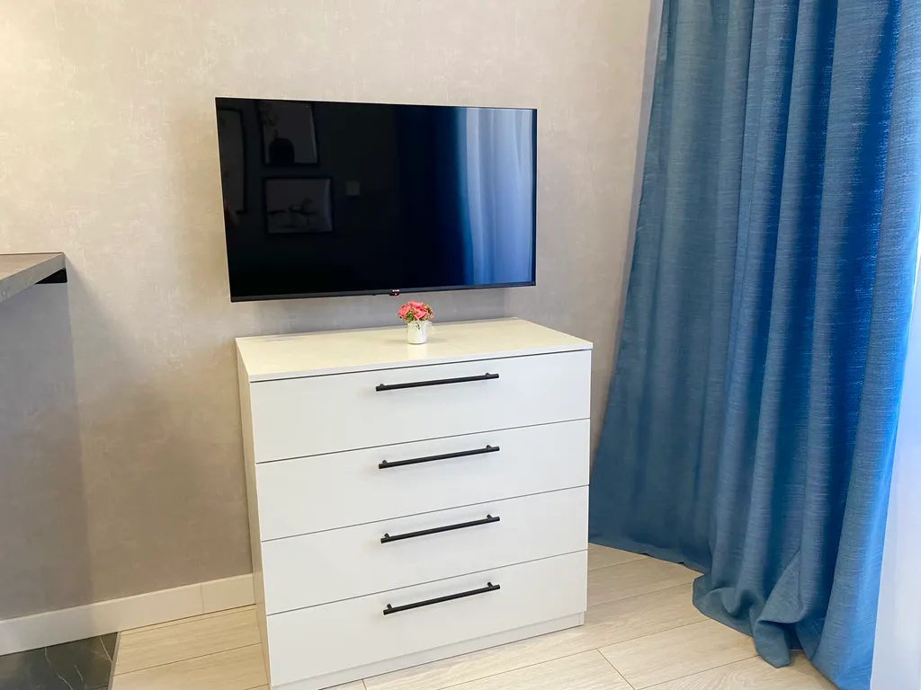 Студия с дизайнерским ремонтом рядом с морем в новом ЖК Летний