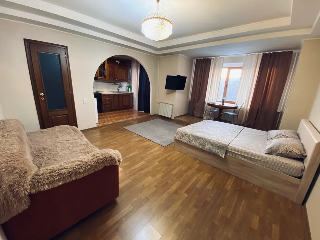 Уютная квартира в центре города со всеми удобствами — аренда посуточно в Сургут