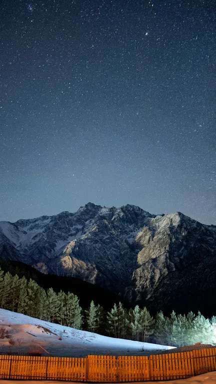 Цей коттеджи с видом на цейские горы