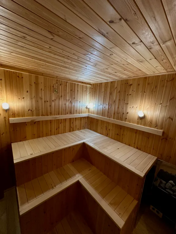 Уютный дом-лофт с видом на лес и реку