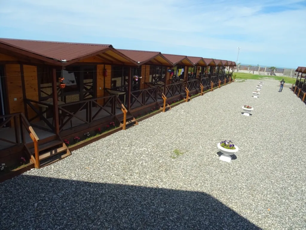 Домик на берегу моря