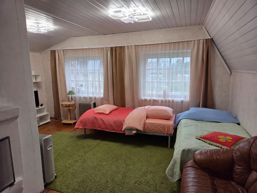 Коттедж Загородный дом с верандой в 6 минутах от залива — Лебяжье