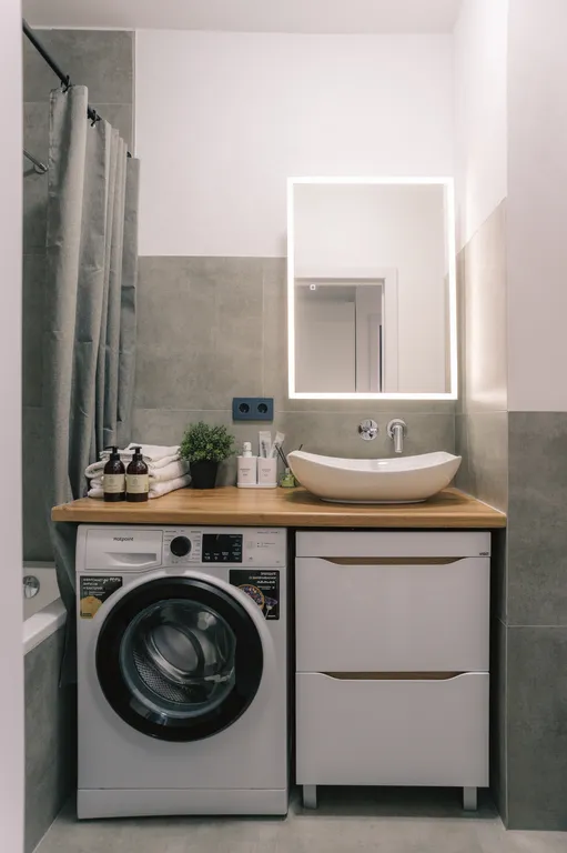 Новая квартира у Залива, рядом речной порт, Волга