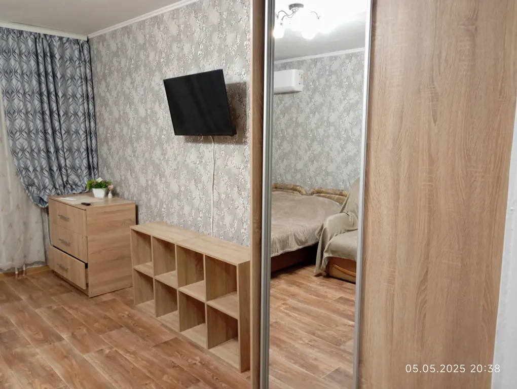 Центр - квартира. Горы, море, крепость