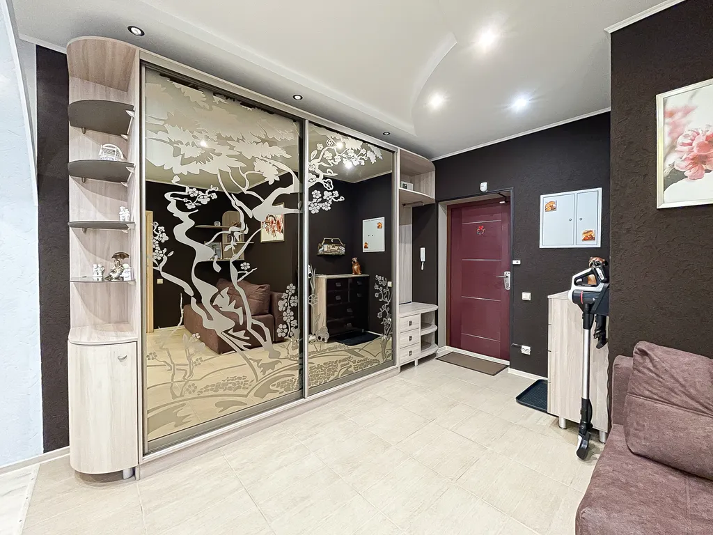 Просторная квартира в центре с видом на залив и замок