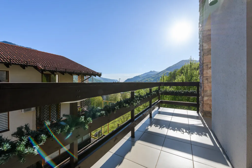 Двухкомнатные апартаменты с 2 балконами, 2 этаж, гамак