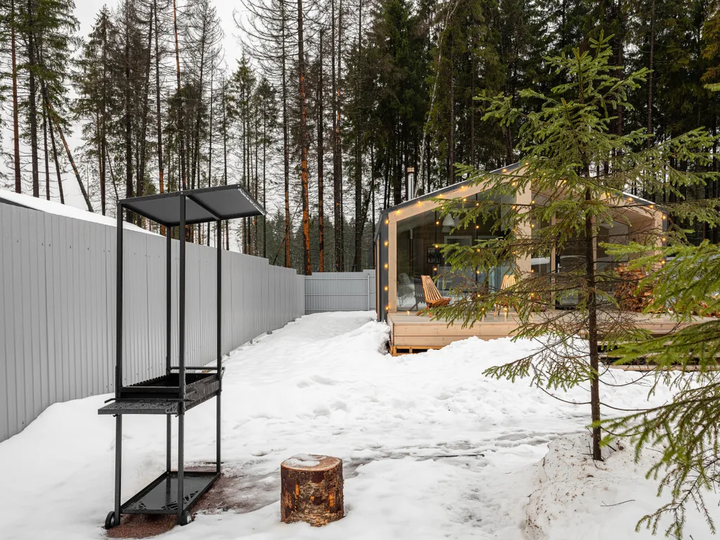 Домик у леса с камином и баней