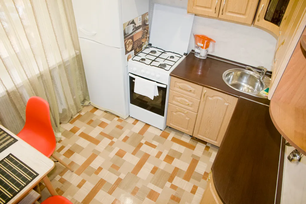 Однокомнатная люкс около Универсама-1