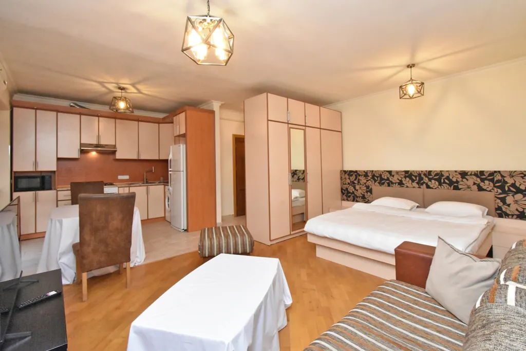 Уютная квартира-студия на площади Сахарова (в самом сердце Еревана) — аренда посуточно в Ереван