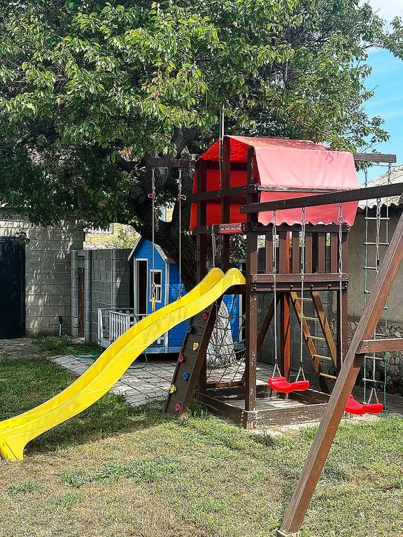 Уютный домик возле моря