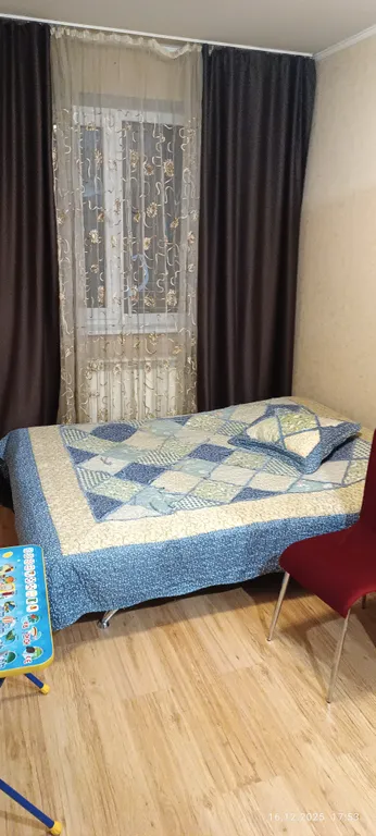 Квартира Квартира (зал и спальня) с двумя диванами — Калининград