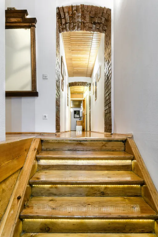 Квартира Двухэтажная квартира 240 квадратов на набережной Невы — Санкт-Петербург