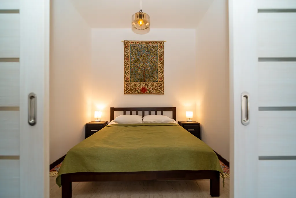 Квартира 2-комнатная Квартира — Кучугуры