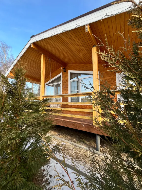 Дом Мамин-Сибиряк на берегу Рузского водохранилища