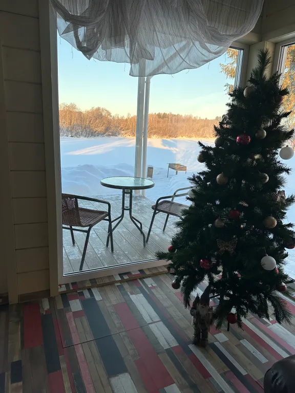 Twin house на берегу озера