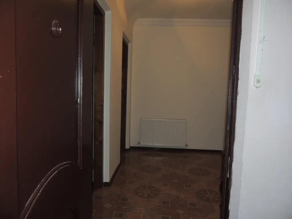 4-комнатная Квартира