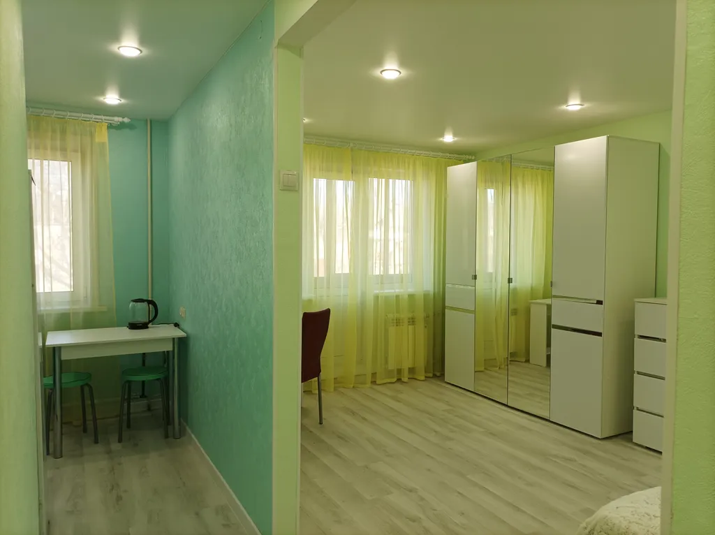 Солнечная квартира рядом с Holiday Inn Perm