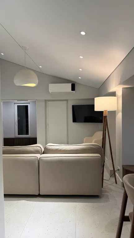 Двухуровневая квартира для семьи или компании с видом на горы