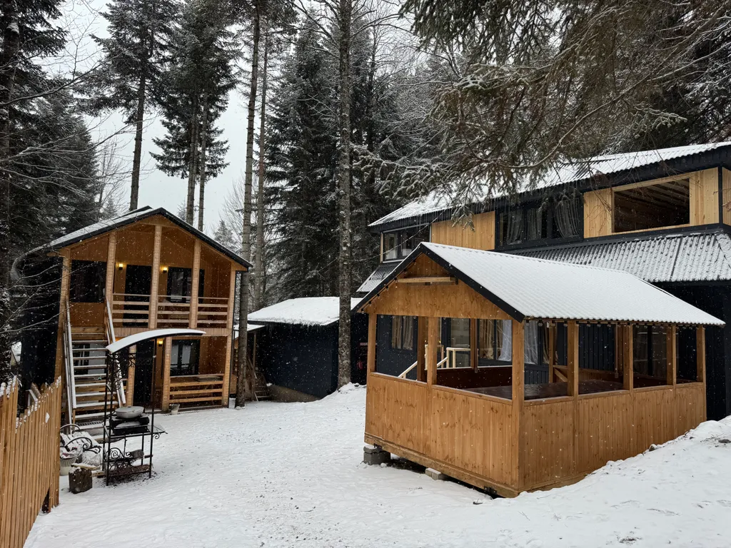 Коттедж Коттедж с видом на лес и горы — Архыз