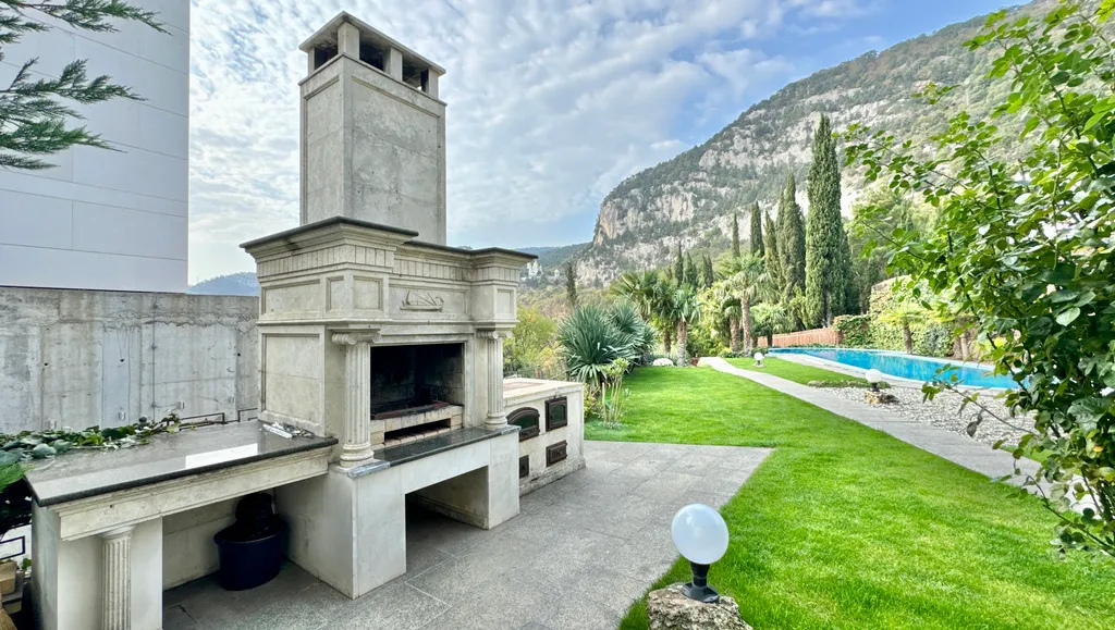 Коттедж Вилла возле Царской тропы в Нижней Ореанде — Ореанда