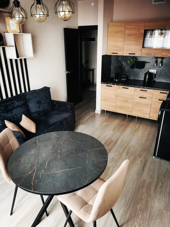 Уютная квартира в районе ТЦ Коллаж