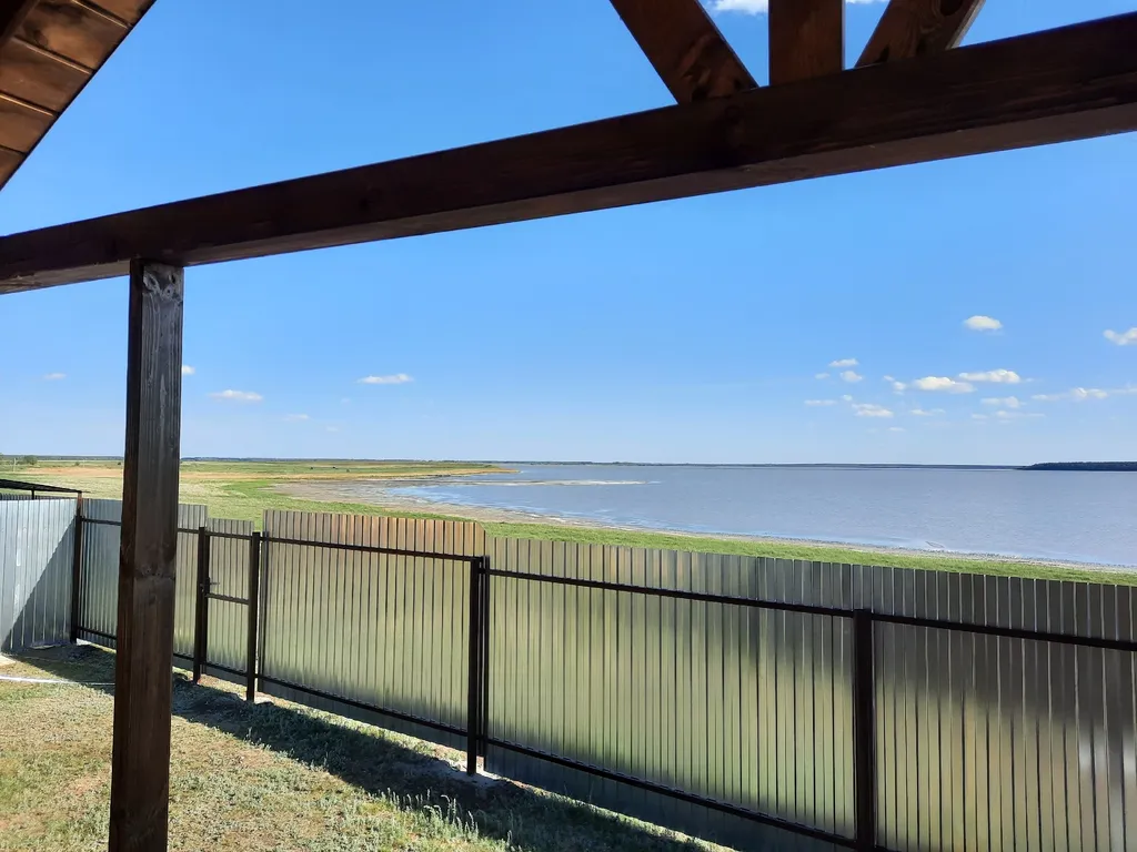 Жилье на озере Медвежьем