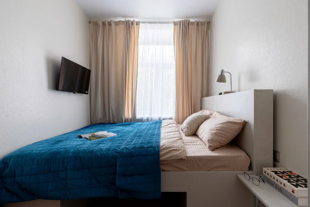 LeoHotels на Кирилловской