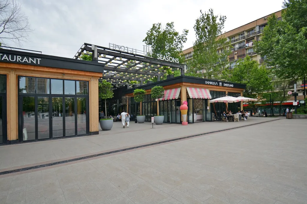 Уютная трёхкомнатная квартира в центре города