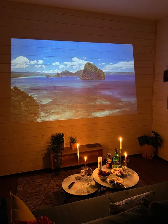 Коттедж Зеркальный дом с 2 спальнями, беседкой, собственной баней и купелью — Семеновское