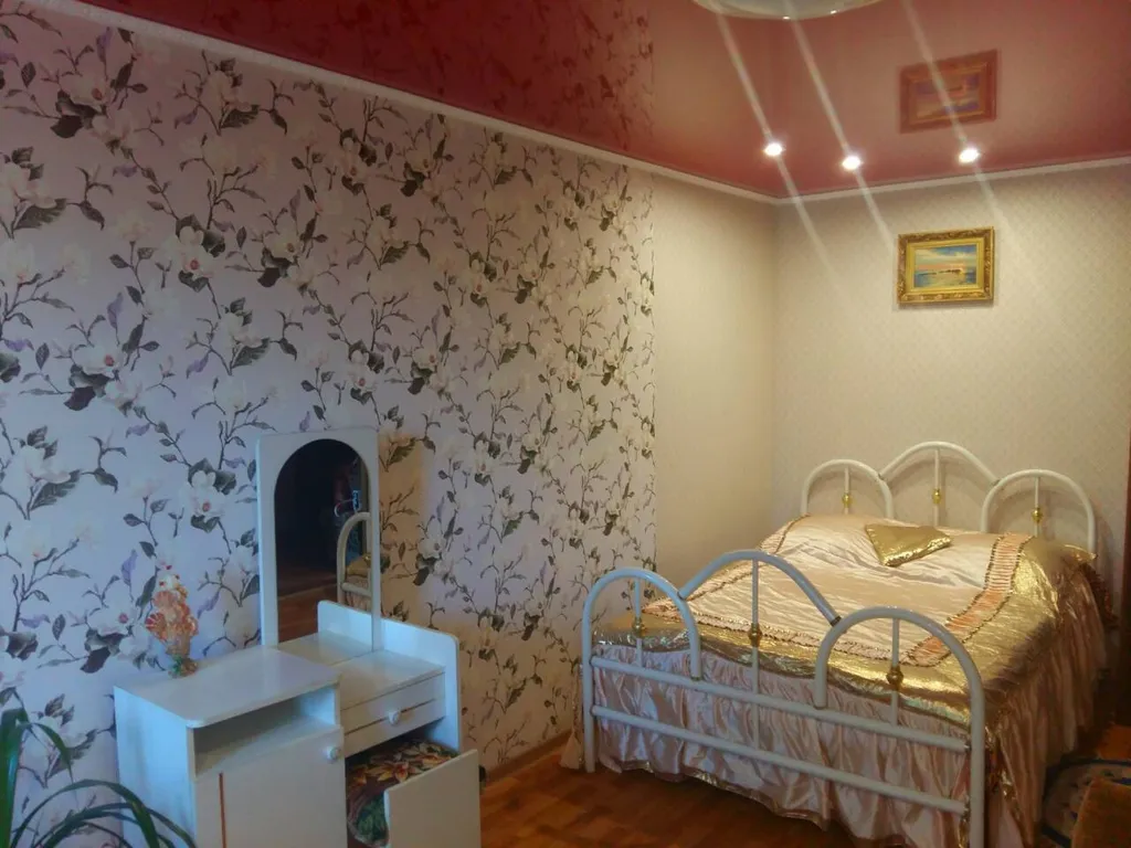 Уютная квартира в центре города в пяти  минутах от пляжа .