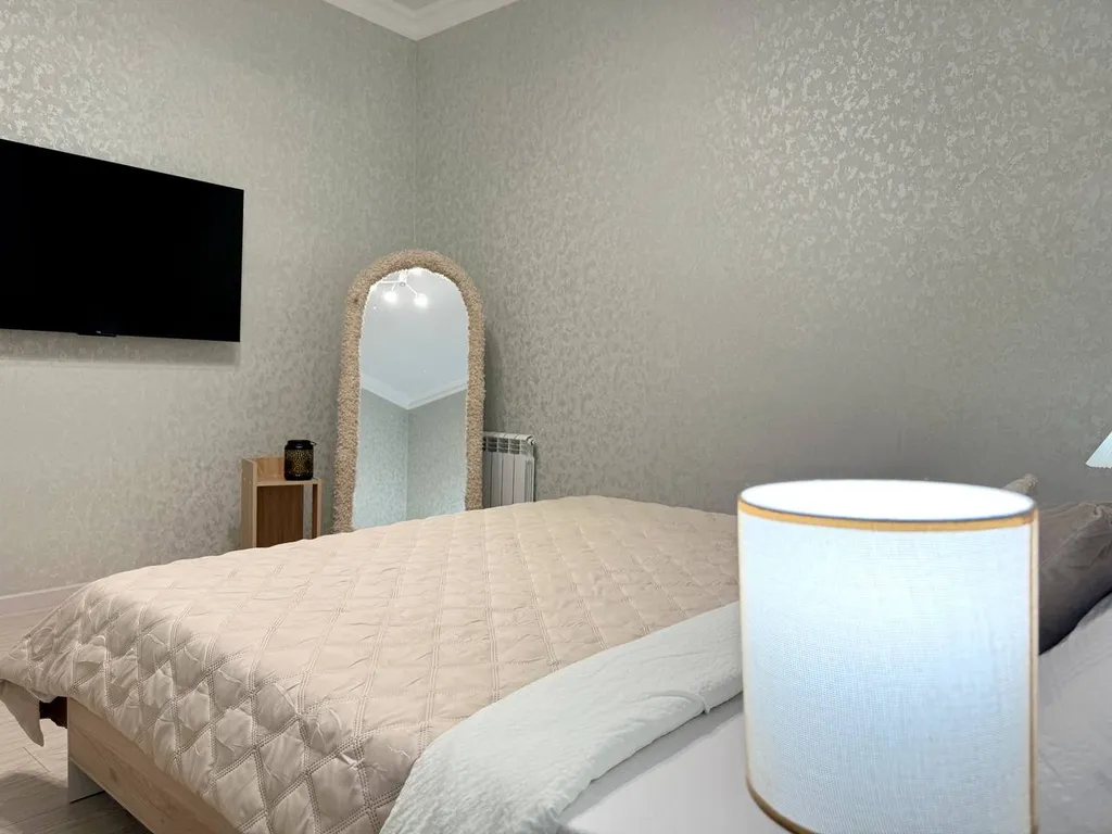 Уютная двухкомнатная квартира у моря и центра