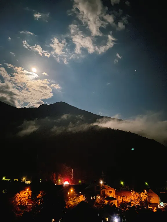 Чудесная квартира с видом на озеро и горы