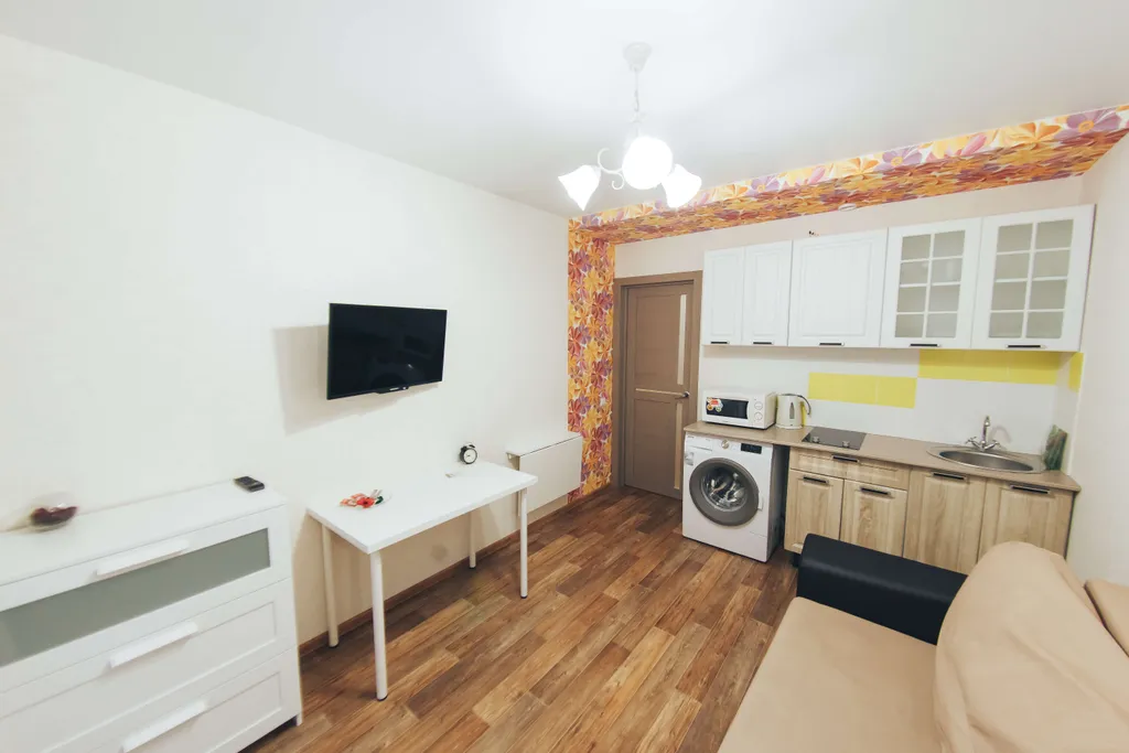 Квартира в 150 метрах от НИИ онкологии и Лагерного сада