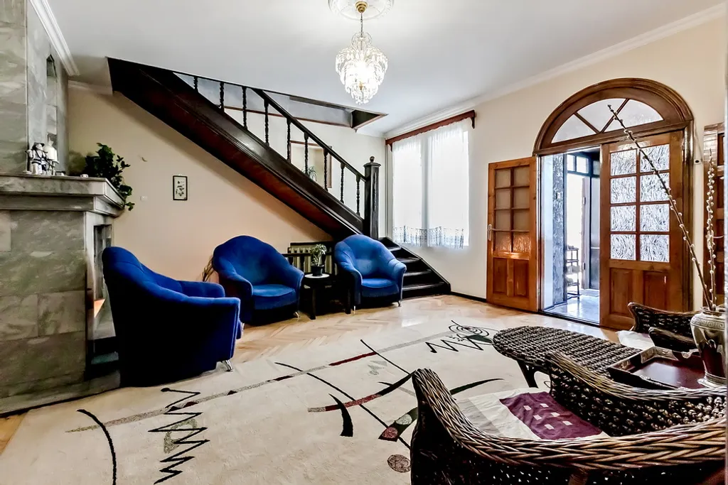 Коттедж 6-комнатный Дом — аренда посуточно в Кисловодск