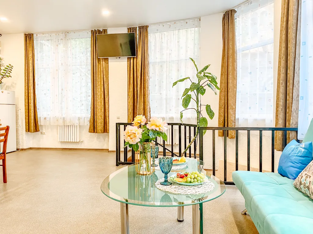 Квартира Квартира Счастье жить в центре Севастополя в яркой и стильной квартире — Севастополь