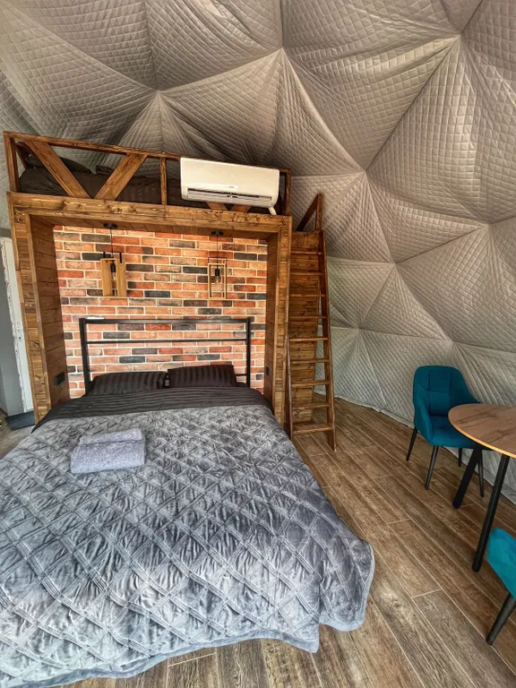 Уютная сфера в стиле лофт