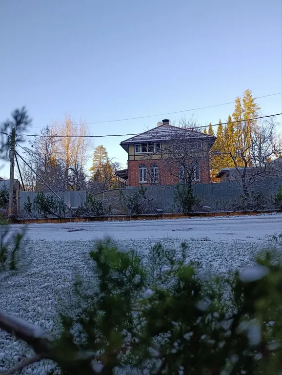 Коттедж Дом с сауной у озера — аренда посуточно в Токсово