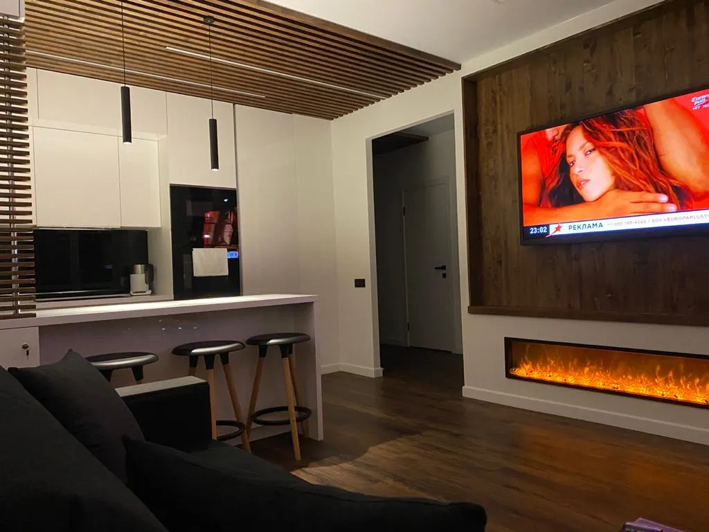 Вип квартира в Литераторе — аренда посуточно в Сургут