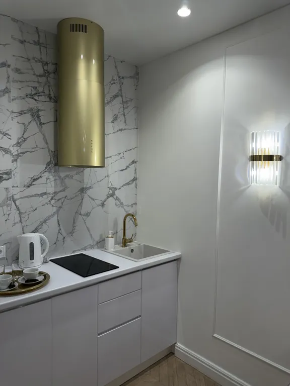 Современный апартамент в тихом районе