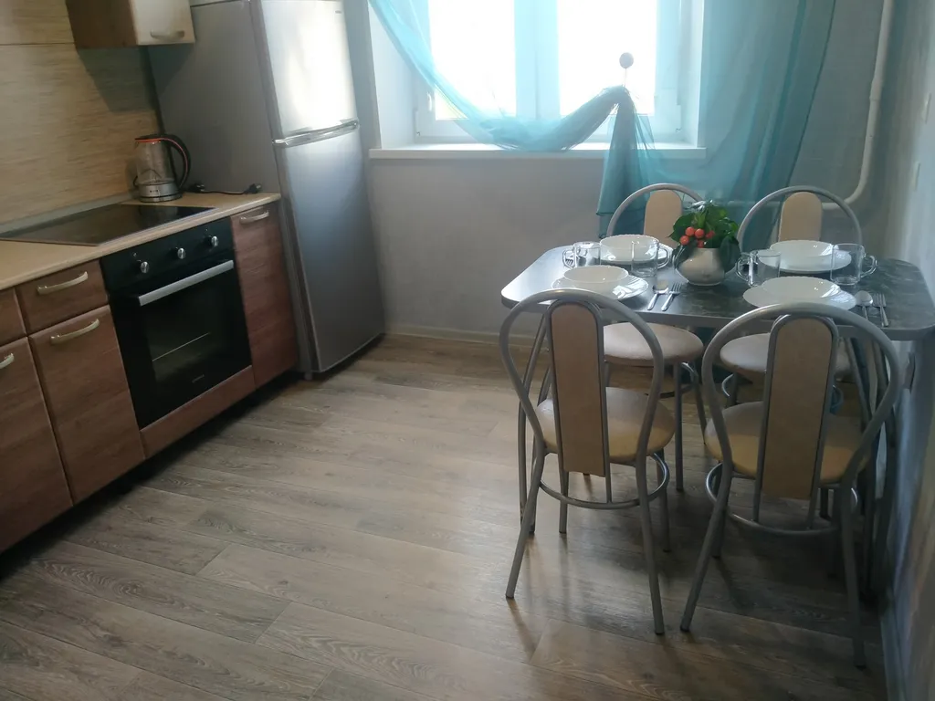 Квартира рядом с ТРЦ Родник