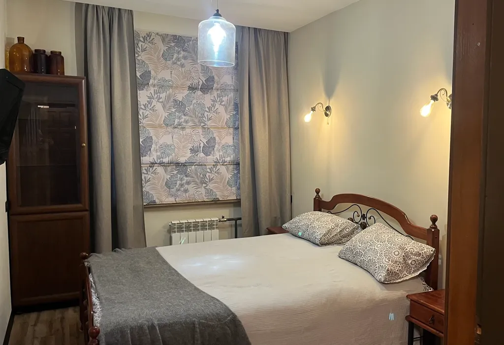 Евротрешка с нестандартной планировкой в центре города