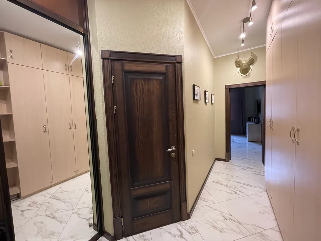 2-комнатный апартамент с видом на Аигбу