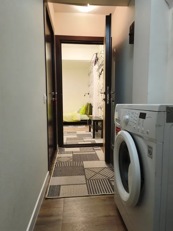 Кв-студия с отдельной спальней с лоджией Центр в5мин, напротив универа