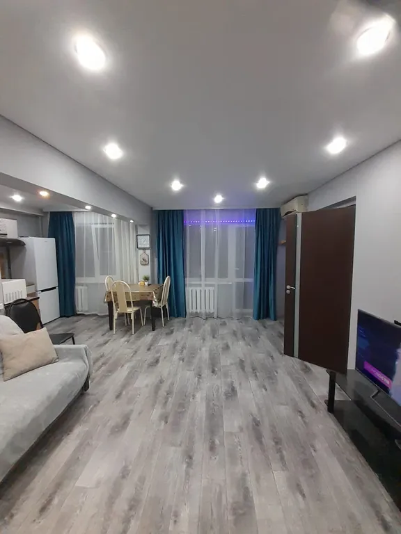 3-комнатная Квартира — аренда посуточно в Астрахань