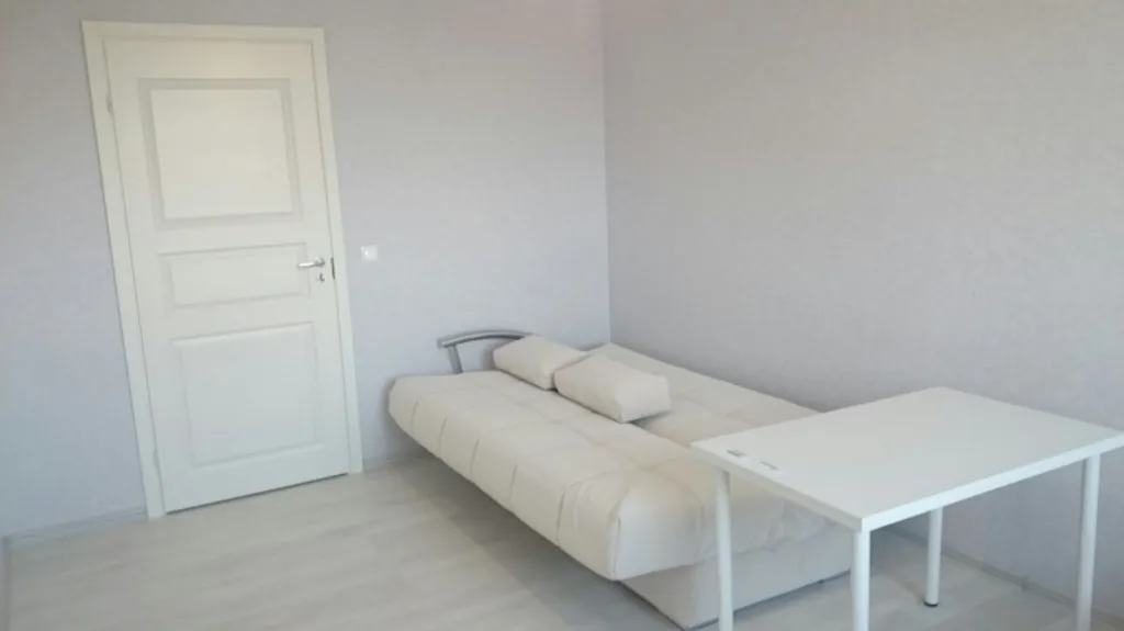 Евродвушка с компьютером, принтером, новой кроватью