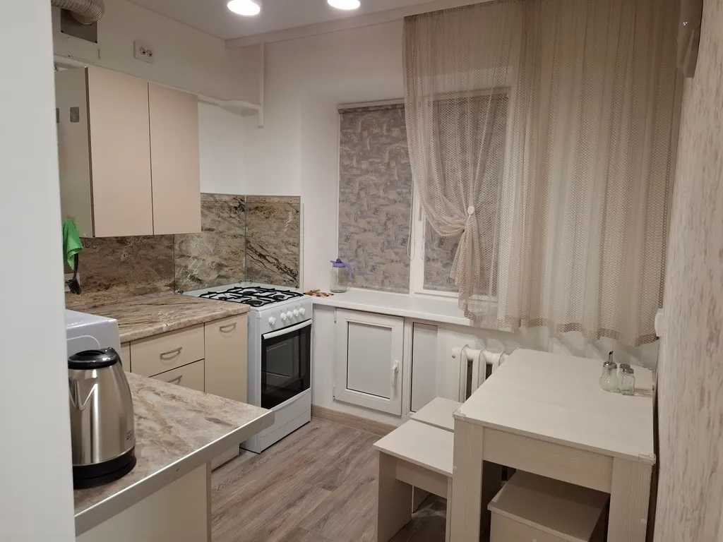 Квартира на Горького у площади Чайковского