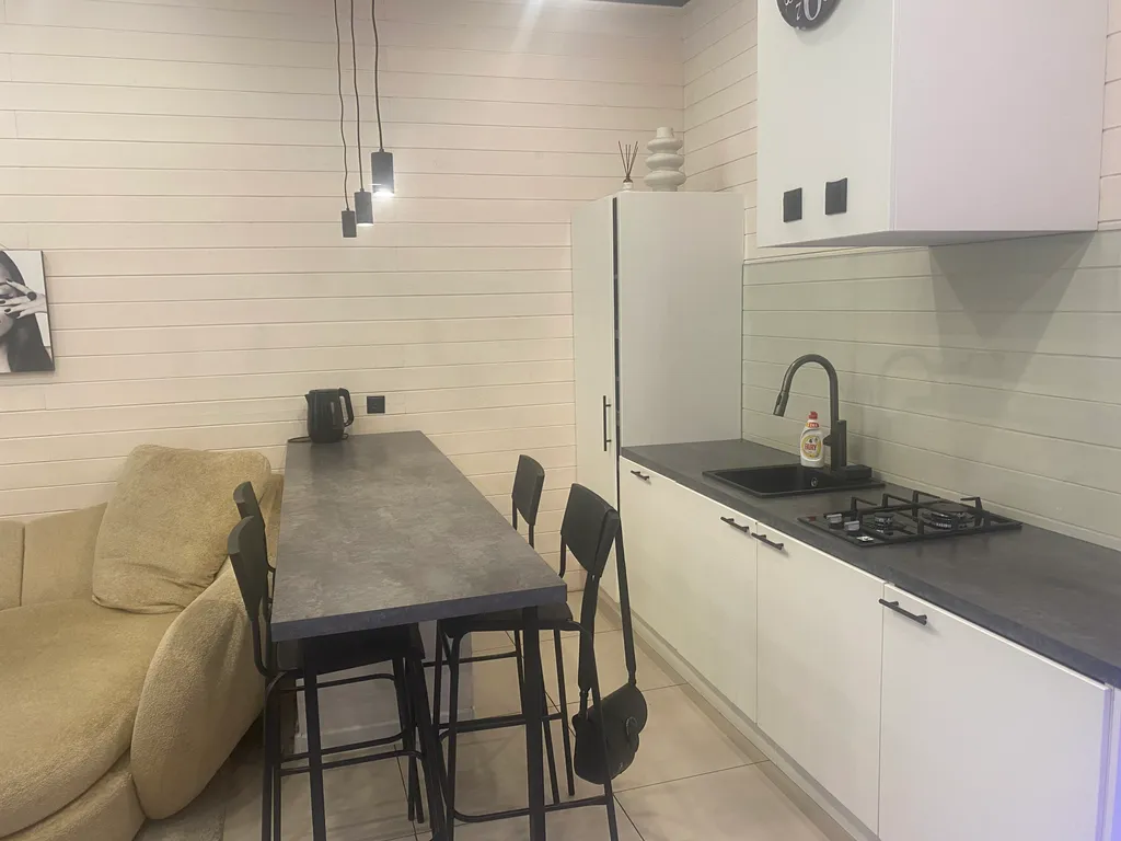 Современный дом в лесу